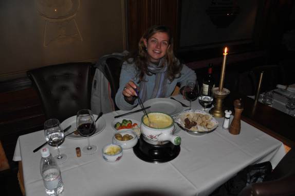 Delicioso fondue de queijo na noite fria de Gramado - RS